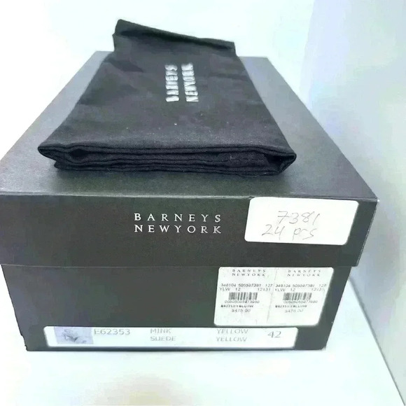 Barneys New York Yellow Leather Sandals size 42 - Picture 16 of 17